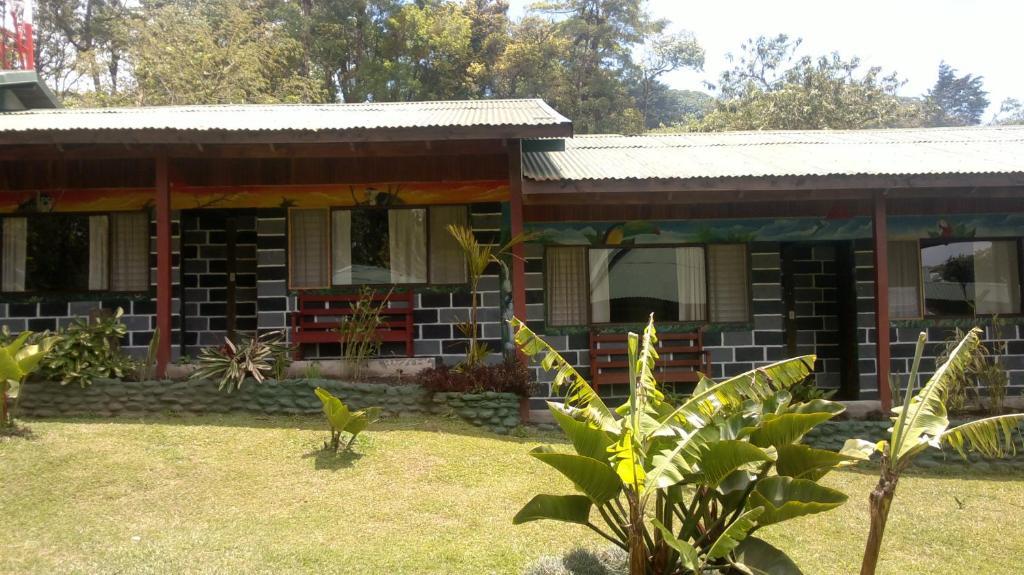 Hostel Villa Verde Monteverde Extérieur photo