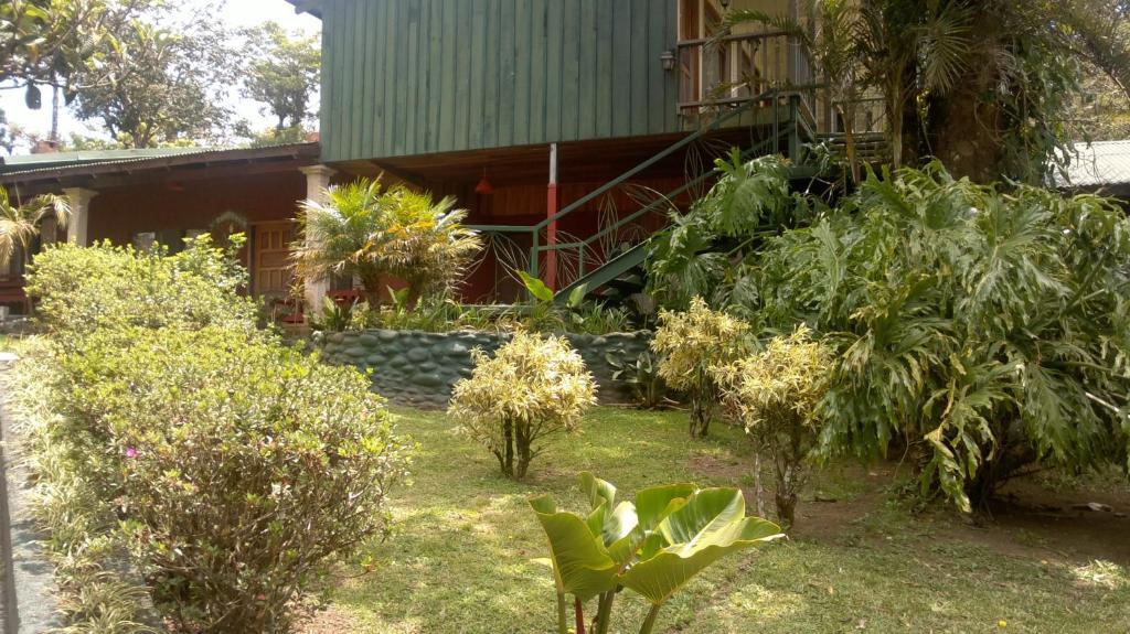 Hostel Villa Verde Monteverde Extérieur photo