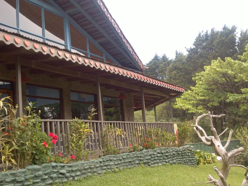 Hostel Villa Verde Monteverde Extérieur photo